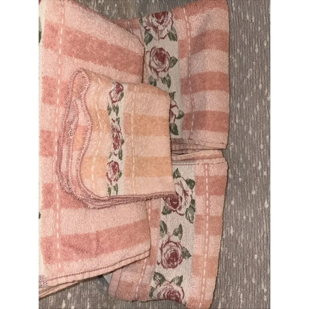Priority Santans BathSetTowels (5)Pieces‎ PinkFloral Cotton NWOT
